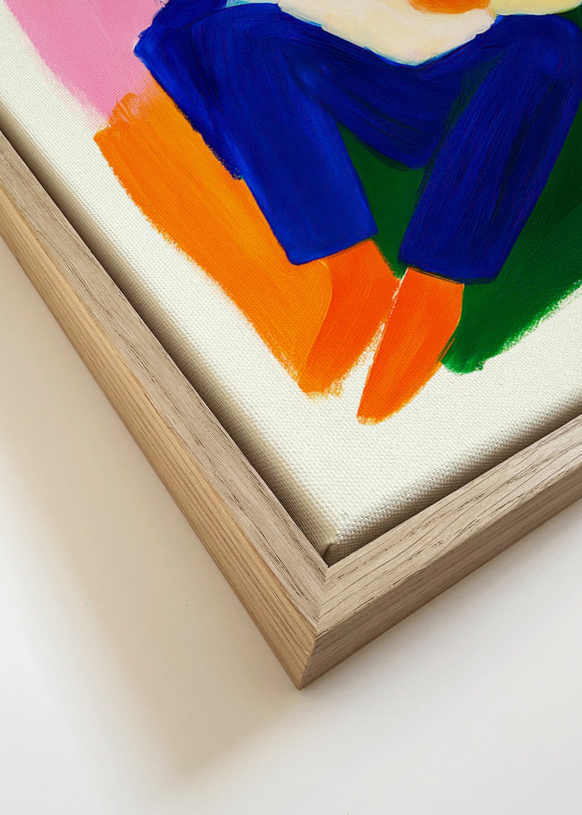 Ilustracja siedzącej postaci w żywych kolorach – Canvas detail