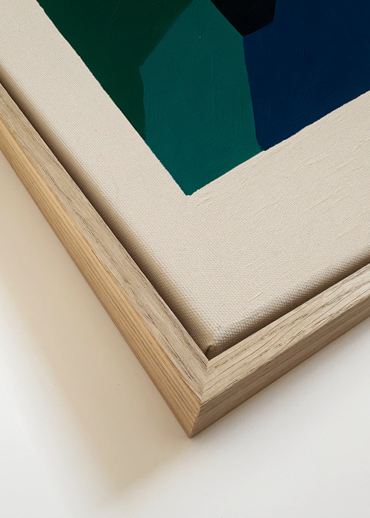 Obraz abstrakcyjny z zielonymi i granatowymi blokami – Canvas detail
