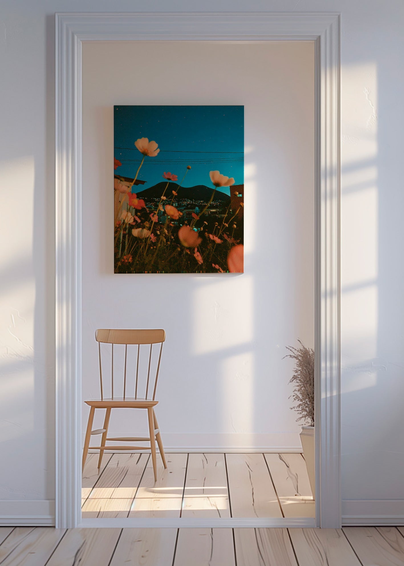 Plakat botaniczny dzikie kwiaty nad miastem o zmierzchu