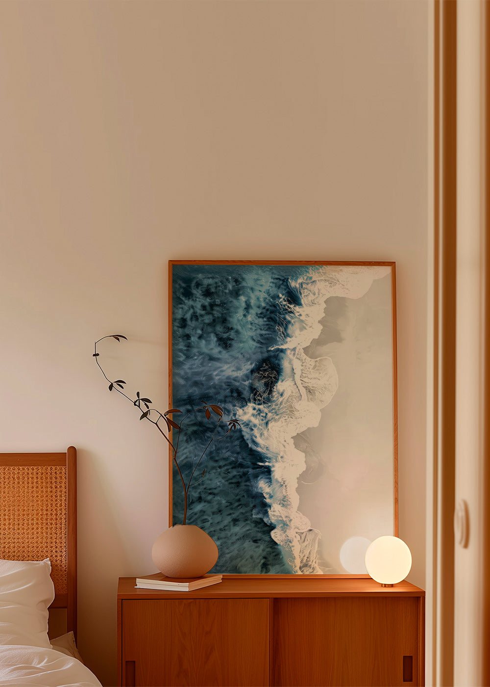 Cuadro de paisaje z lotniczymi falami i graficzną pianą